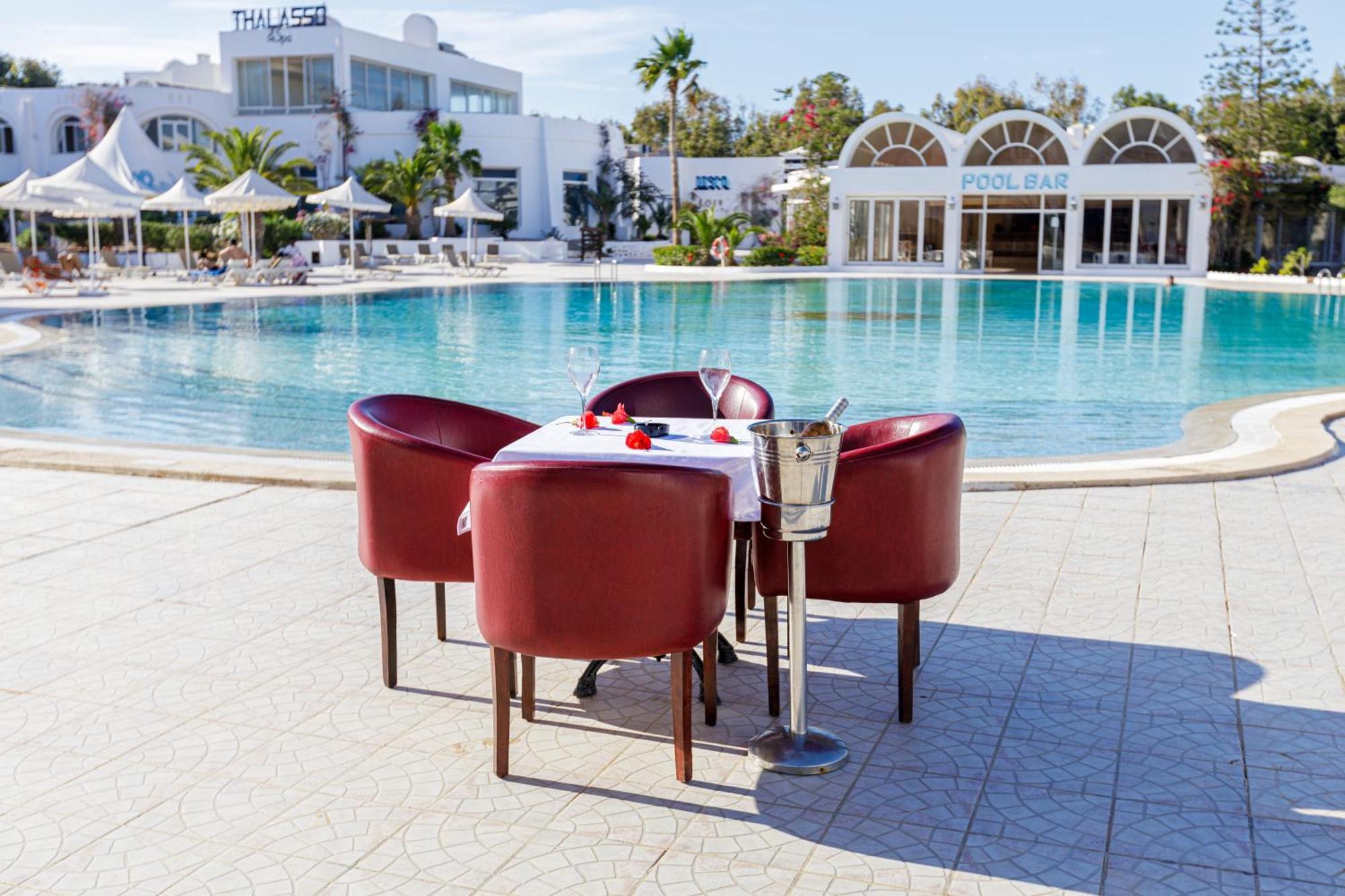 Iris Hotel & Thalasso Mezraia Екстериор снимка